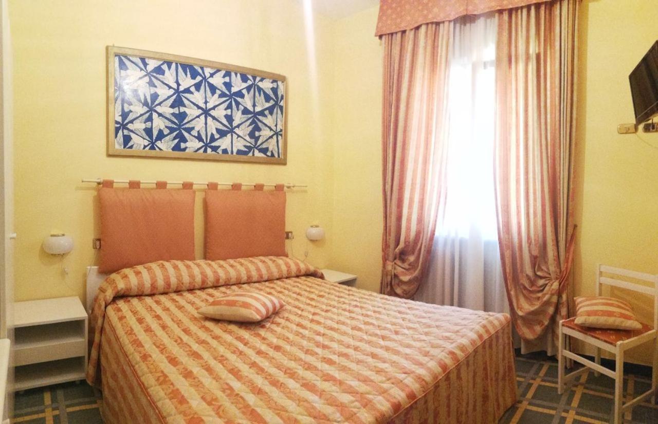 Hotel Belvedere Minucciano Buitenkant foto